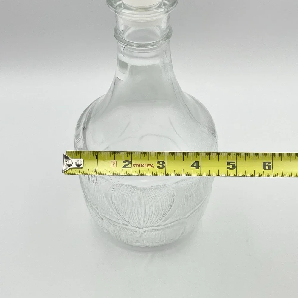 Vintage‎ Arcoroc Fleur Glass Decanter w/ Stopper Clear France 10.5
